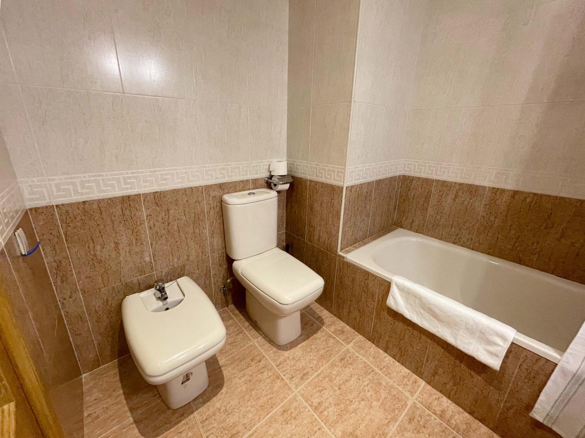 Apartamentos El Pilar Suites 3000 Σαραγόσα Εξωτερικό φωτογραφία