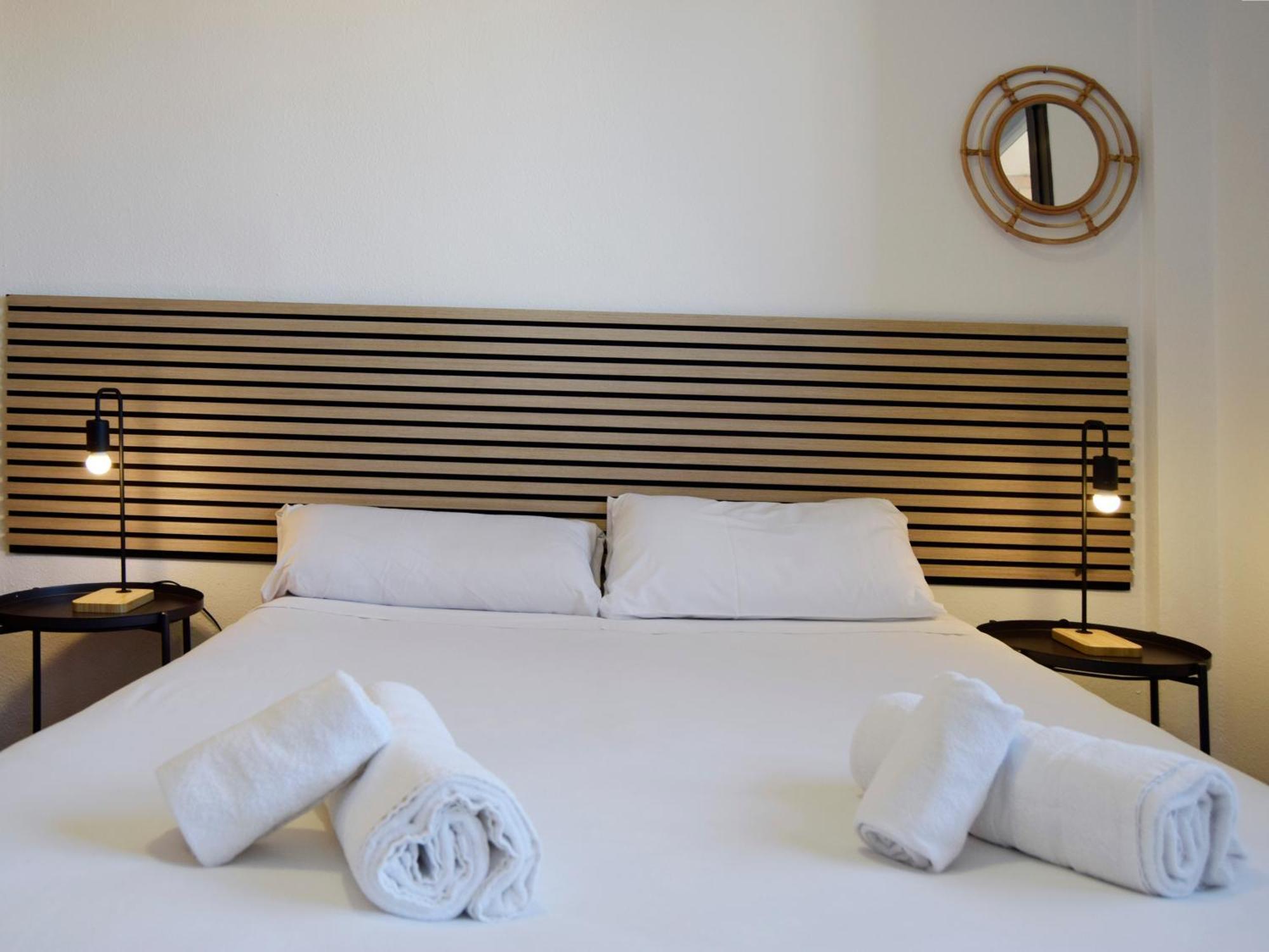 Apartamentos El Pilar Suites 3000 Σαραγόσα Εξωτερικό φωτογραφία